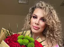 Alina Laufer, de cinci săptămâni în spital cu gemenii născuți prematur: „Îi îndop ca pe gâște”