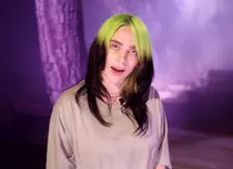 Billie Eilish, transformare totală pe coperta Vogue: „E despre ce te face să te simți bine”