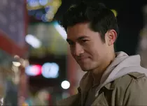 Henry Golding va juca în „Persuasiune”, noua ecranizare Netflix după Jane Austen