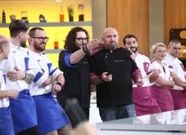„Chefi la cuțite”. Cine a fost eliminat. Cătălin Scărlătescu a pierdut încă un concurent