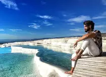 „Burlacul” 2021 ajunge la final. Cine sunt concurentele care luptă pentru inima lui Andi Constantin