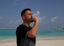 Premieră la „Microbist de România”. Tudor Furdui arbitrează primul concurs de picigin din istorie