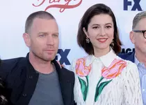 De necrezut! Ewan McGregor, tată pentru a cincea oară, alături de femeia pentru care a renunțat la o căsnicie de 22 de ani