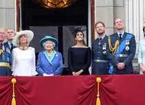 Regina Angliei a cunoscut-o deja pe fetița lui Meghan și a lui Harry. Numele bebelușului, motiv de dispută între britanici