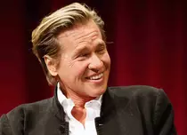 Actorul Val Kilmer și-a filmat singur cele mai importante momente ale vieții, în ultimii 40 de ani