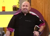 Dieta lui Chef Cătălin Scărlătescu. Ce are voie să mănânce, după ce a slăbit 50 de kilograme: „Continui să mănânc cartofi prăjiți”