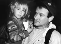 Fiul lui Robin Williams, mesaj emoționant la șapte ani de la moartea celebrului actor: „Ai trăit ca să aduci zâmbete”