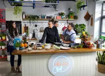 „Hello Chef” revine la Antena 1 cu un nou sezon. Un nou nume i se alături lui chef Roxana Blenche
