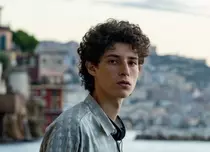 Până la premiera de pe Netflix, putem vedea trailerul noului film al lui Paolo Sorrentino