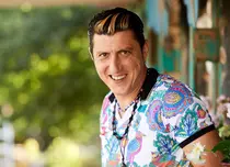 Rolul lui Giani din „Las Fierbinți”, o provocare pentru Costi Diță, chiar și după 10 ani: „Fiecare scenarist vine cu o demență”