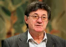 Rămas bun, Ion Caramitru...