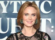 Emily Deschanel, actrița din „Cititorii de oase”, are rol principal într-o miniserie Netflix