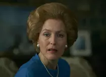 Gillian Anderson („The Crown”) e de nerecunoscut în noul său rol din „Ecaterina”. Reacția entuziastă a fanilor