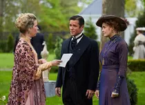 În weekend-ul de Halloween, Epic Drama difuzează un episod special din „Detectivul Murdoch”. Când începe sezonul 13