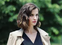 Irem Helvacıoğlu („Lacrimi la Marea Neagră”) și Engin Akyürek („Dragoste de contrabandă”) joacă într-un serial nou. Despre ce e vorba și când va fi lansat