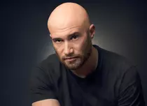 Mihai Bendeac, imagini în lenjerie intimă. Cum arată acum actorul după ce a slăbit pentru a poza aproape dezbrăcat