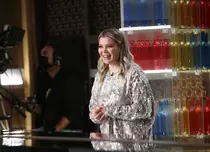 Gina Pistol, din nou la filmări pentru „Chefi la cuțite”. Cine va sta cu micuța Josephine