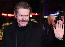 Actorii Willem Dafoe şi Emily Watson, surprinși la Cabana Bâlea Lac