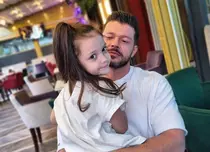 Ce fel de tată este Victor Slav. Ce a dezvăluit despre fiica lui. „La mine e un pic mai complicat”