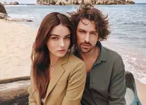 De ce s-au despărțit Alp Navruz și Ayça Ayșin Turan, protagoniștii din serialul turcesc „Ada Masalı”