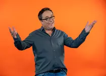 Mihai Răzuș, de la „Surprize, surprize” la matinalul de la TVR 1