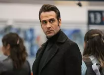 Cine este Erhan Alpay, Akîn din „Fiica ambasadorului” (Kanal D)