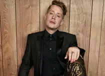 Macaulay Culkin se căsătorește! Cum arată logodnica lui, Brenda Song