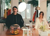 Cabron și Theo Rose au lansat melodia „Fructul Interzis”. Cum arată videoclipul