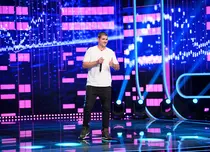 Cine este Emanuel Doduț, finalist iUmor 2022. Cum a reacționat Mihai Bendeac la numărul de roast în versuri