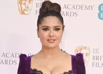 Top 20 ținute purtate de vedete la Premiile BAFTA 2022. Salma Hayek, cel mai îndrăzneț look, într-o rochie Gucci