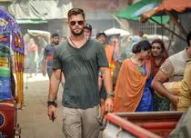 Filmările pentru „Extraction 2”, unul din cele mai de succes filme Netflix, s-au încheiat. Iată ce trebuie să știți