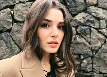 Actrița Hande Erçel nu duce lipsă de proiecte. În ce va juca protagonista din „Dragostea plutește în aer”