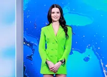 Iulia Pârlea, noua fată de la „Vremea”! Despre prietenia cu Iulia Vântur și pozele cu Nikos Vertis