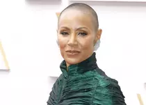 Jada Pinkett Smith, prima apariție publică după ce Will Smith l-a lovit pe Chris Rock. A strălucit pe covorul roșu