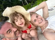 Alessandra Stoicescu, vacanță de vis cu familia. A primit cel mai frumos cadou de ziua ei