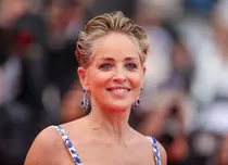 Sharon Stone, părăsită de iubitul mai tânăr. Motivul este absolut surprinzător