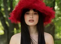 Irina Rimes a lansat noul album „Acasă”. Melodiile, coloana sonoră a documentarului ei de pe HBO Max