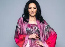 Cosmina Păsărin va schimba prefixul în toamnă: „La 40 de ani chiar vezi viața altfel”