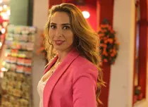 Iulia Vântur, despre zvonul că s-a despărțit de iubitul Salman Khan. „Cu părere de rău, vă spun”