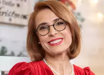 Cum reușește Monica Davidescu să se mențină în formă la aproape 50 de ani. „Am fost curioasă să merg la estetician”