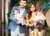 După logodnă, botezul! Albertina Ionescu și iubitul ei au nășit o pereche de gemeni