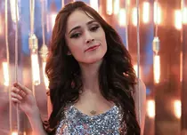 Andra Gogan, pe covorul roșu la premiera serialului „High School Musical”, de la Los Angeles