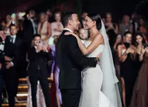 Demet Özdemir a divorțat oficial de cântărețul Oğuzhan Koç