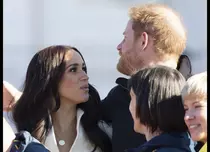 Meghan Markle și-a lansat podcast. Cine e primul invitat celebru al soției Prințului Harry și unde poate fi ascultat interviul