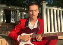 Radu Ștefan Bănică a lansat prima lui melodie. Ce mesaj i-a transmis Andreea Marin