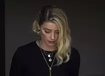 Amber Heard, nevoită să-şi vândă casa pentru a-i plăti daunele lui Johnny Depp, după ce i-a refuzat oferta