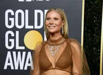 Gwyneth Paltrow a pozat nud la vârsta de 50 de ani! „Accept semnele și pielea lăsată, ridurile”