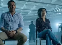 Filme la TV azi, 21 septembrie: „Hitman’s Bodyguard 2: Nevasta asasinului”, „Drumul terorii”, „Dimineața morții”, „Șapte psihopați și un câine”