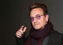 Ca-n telenovele! Bono de la U2 a descoperit că vărul său îi este, de fapt, frate