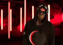 Schimbare de look pentru solistul de la Carla’s Dream. Artistul a renunțat, parțial, la machiaj